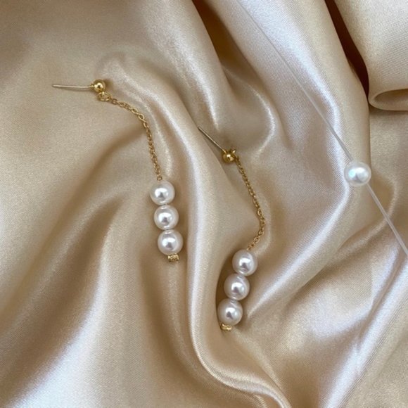 💙Pearl Metal Threader Drop Earrings - Picture 3 of 9